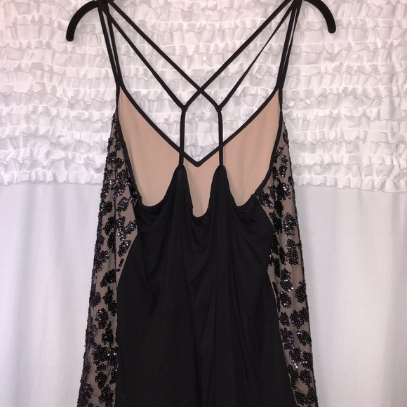 Sequined Tank Top - Picture 4 of 5